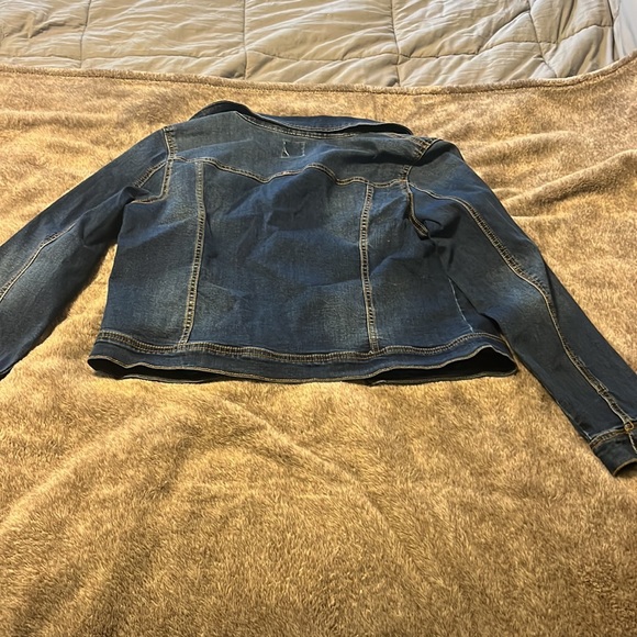 Excellent condition Kensie Jean jacket! - Picture 5 of 5
